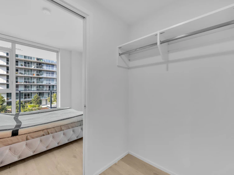 911-3833 Evergreen Place, Burnaby, BC, V3J 0M2 - 18