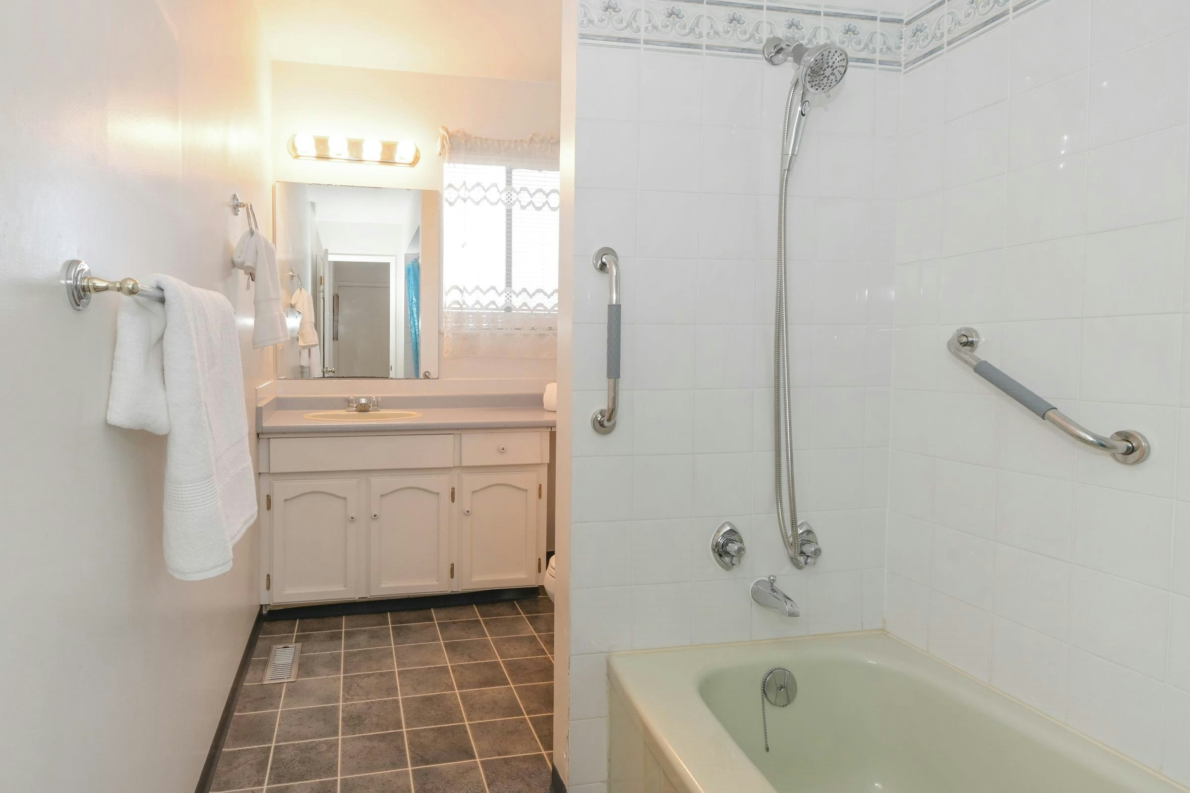 2560 127 Street, Surrey, BC, V4A 5S6 - 24