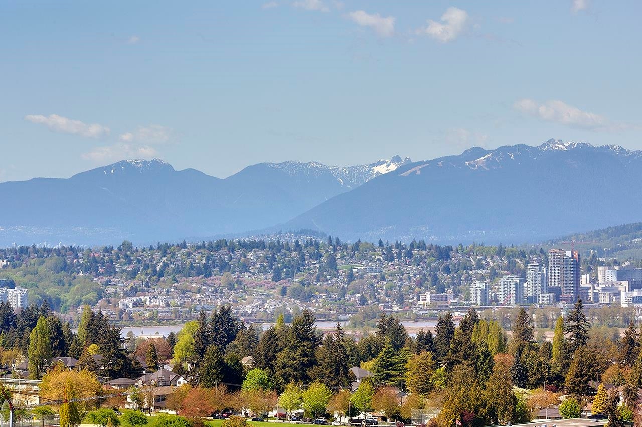 1805-13308 Central Avenue, Surrey, BC, V3T 0M4 - 2
