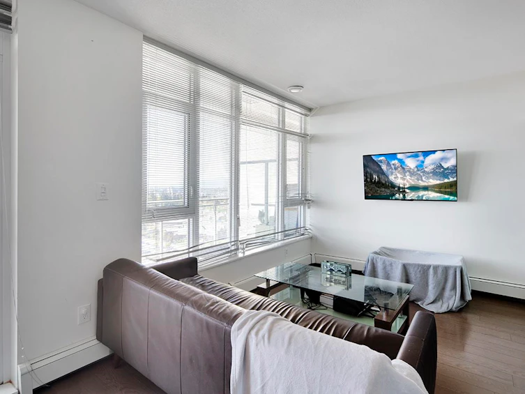 1805-13308 Central Avenue, Surrey, BC, V3T 0M4 - 8