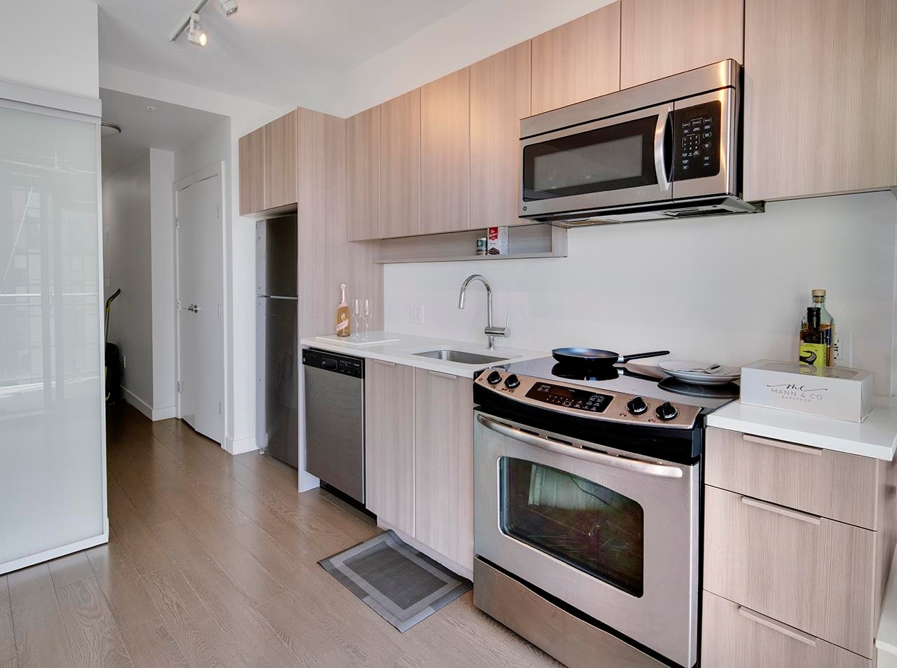 1805-13308 Central Avenue, Surrey, BC, V3T 0M4 - 3