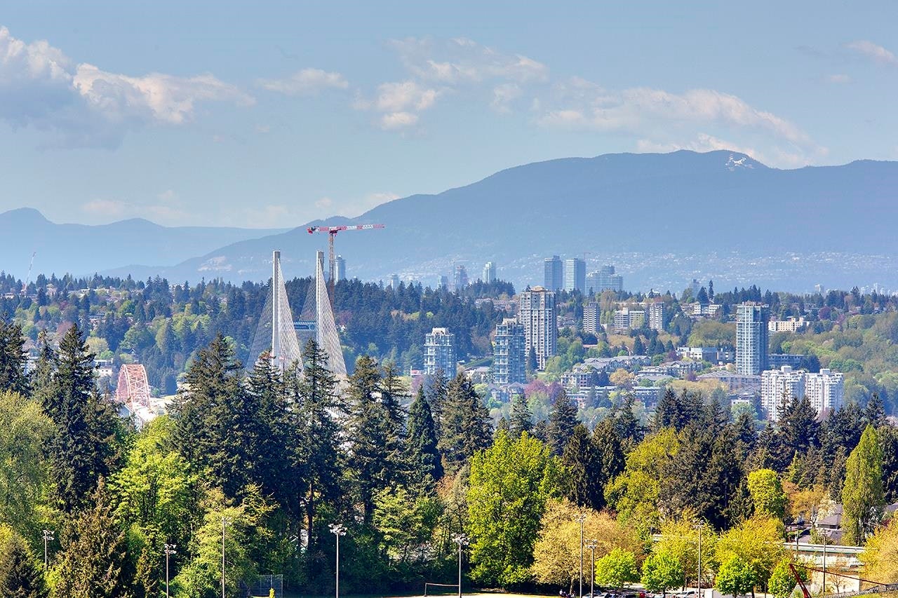 1805-13308 Central Avenue, Surrey, BC, V3T 0M4