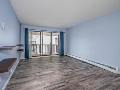 319-12170 222 Street - 5