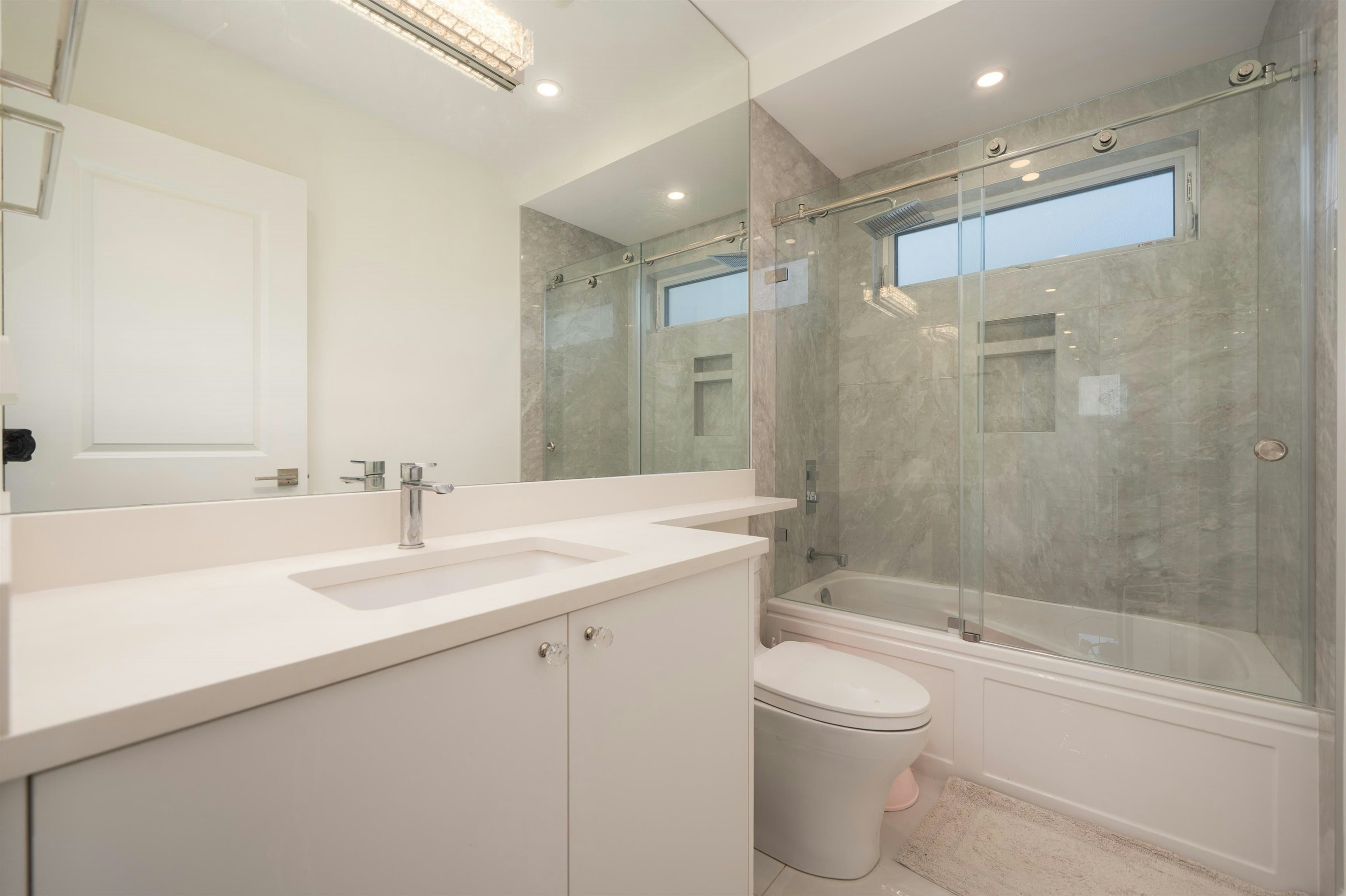 6549 Portland Street, Burnaby, BC, V5E 1A1 - 21