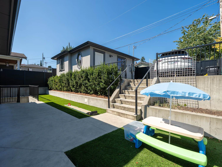 6549 Portland Street, Burnaby, BC, V5E 1A1 - 32