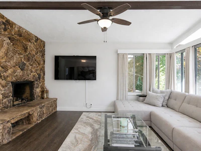 1781 View Street - 4