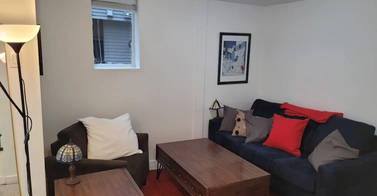 831 W 24th Street, Vancouver, BC, V5Z 2C2 - 2