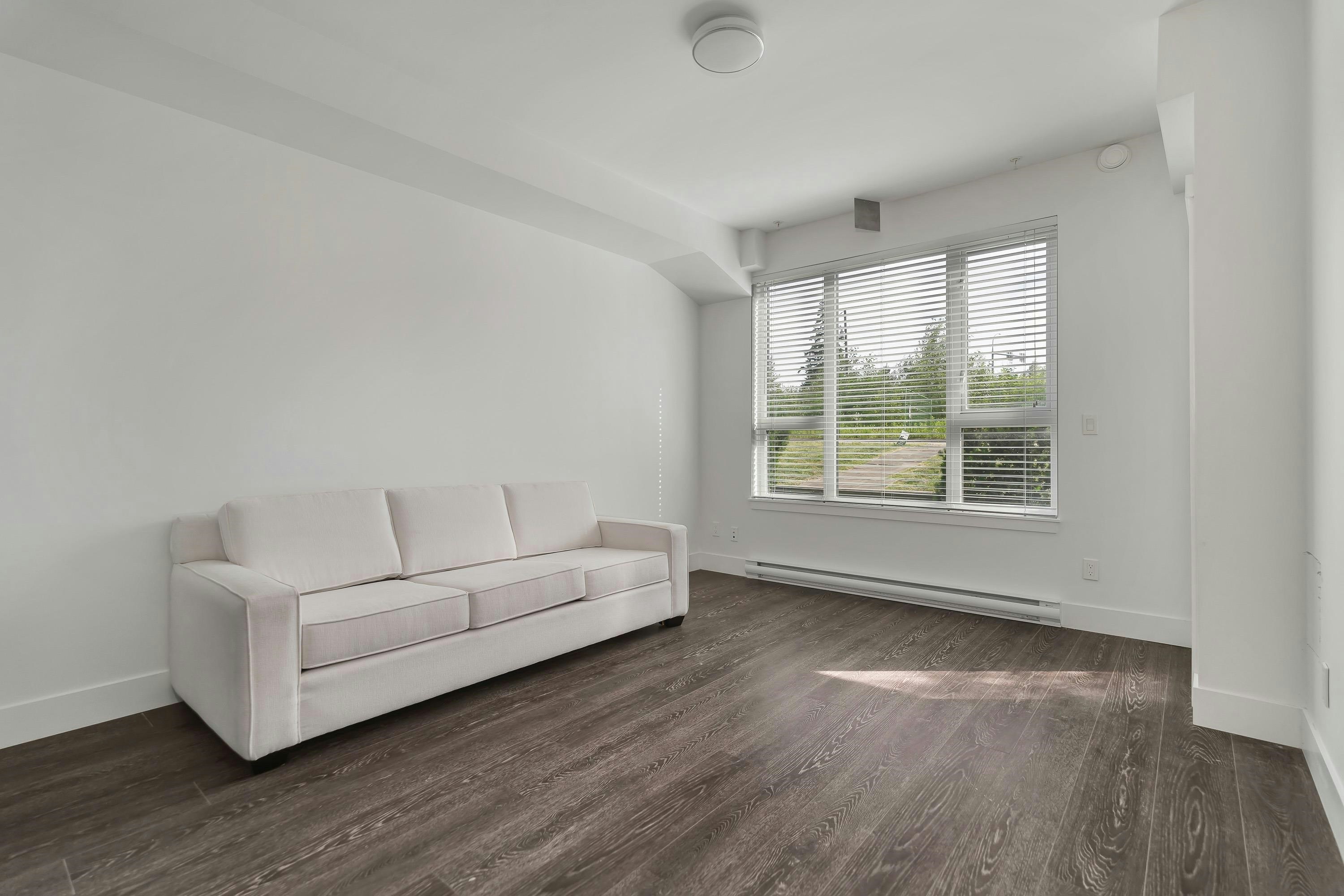 214-9983 E Barnston Drive, Surrey, BC, V4N 6T3 - 10