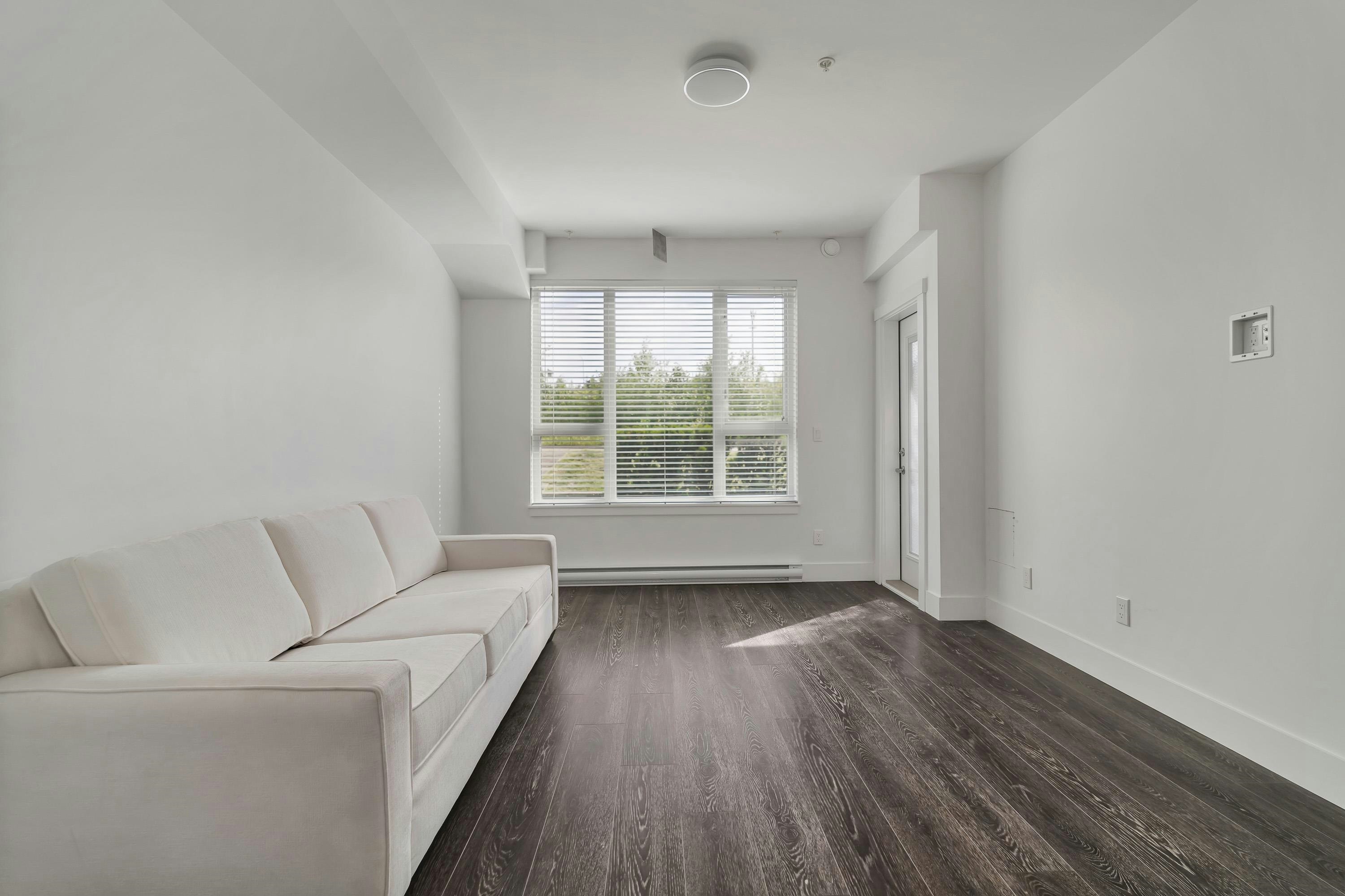 214-9983 E Barnston Drive, Surrey, BC, V4N 6T3 - 8