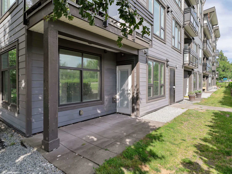 214-9983 E Barnston Drive, Surrey, BC, V4N 6T3 - 28