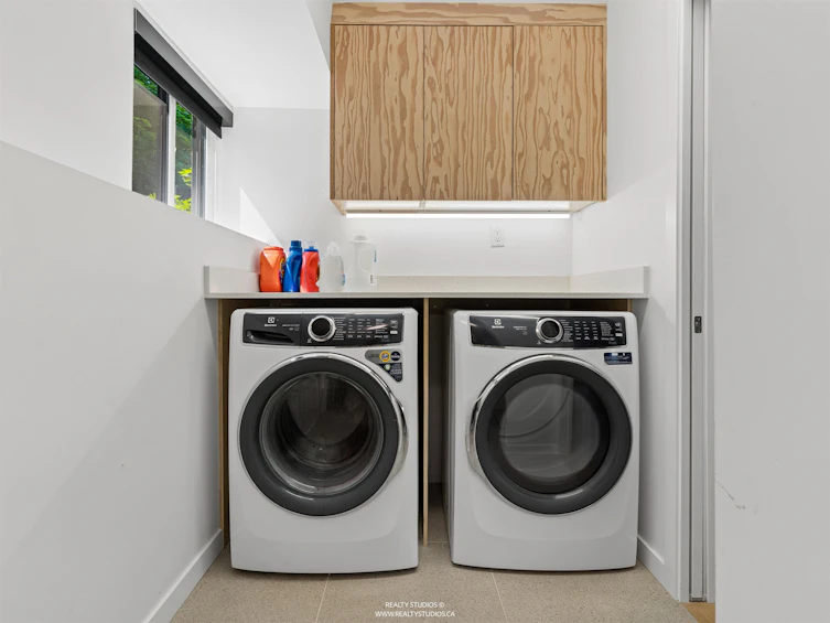 476 E 29th Avenue, Vancouver, BC, V5V 2R7 - 35