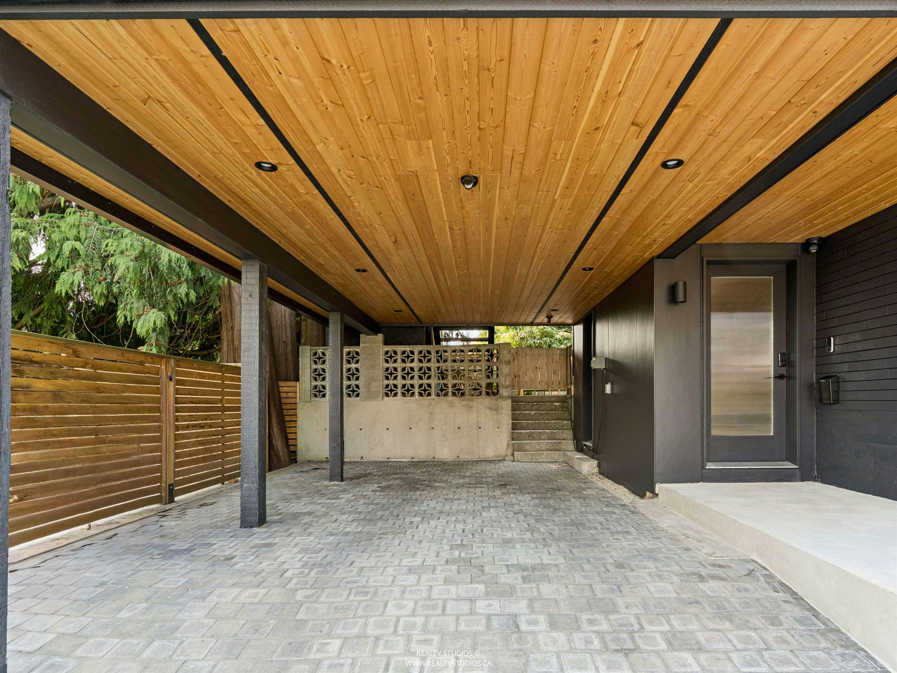 476 E 29th Avenue - 3