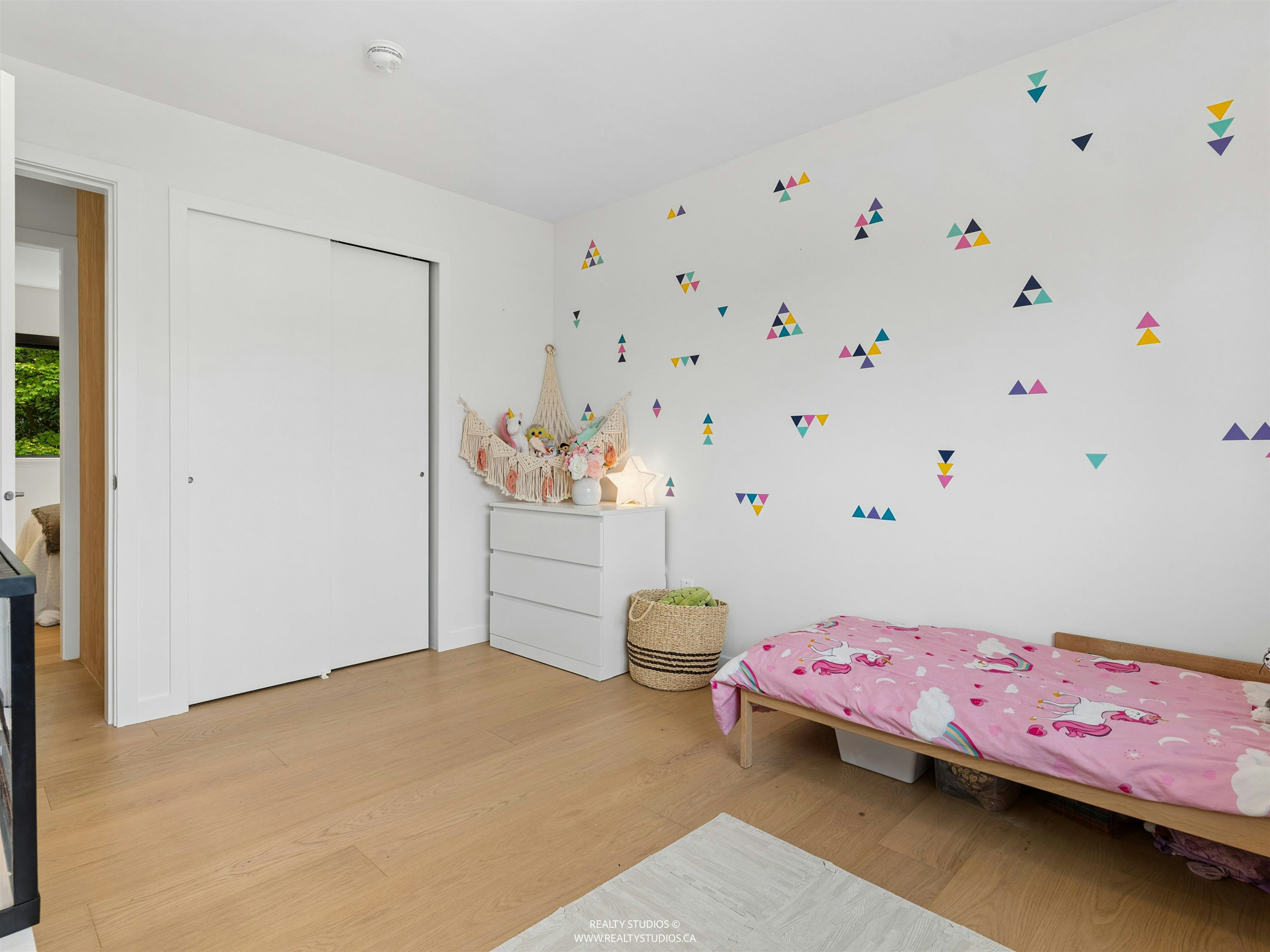 476 E 29th Avenue, Vancouver, BC, V5V 2R7 - 25