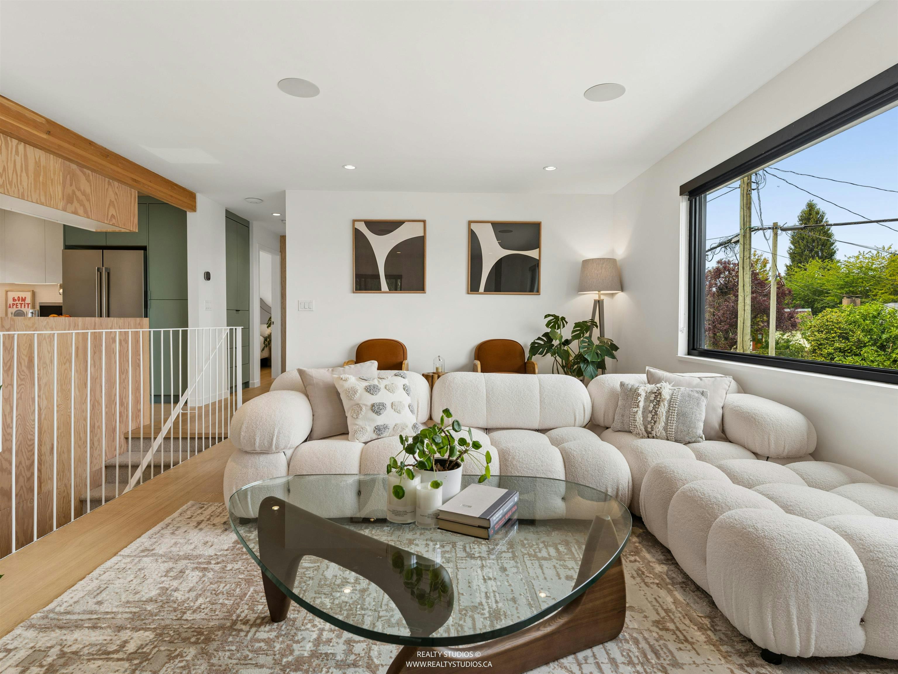 476 E 29th Avenue, Vancouver, BC, V5V 2R7 - 8