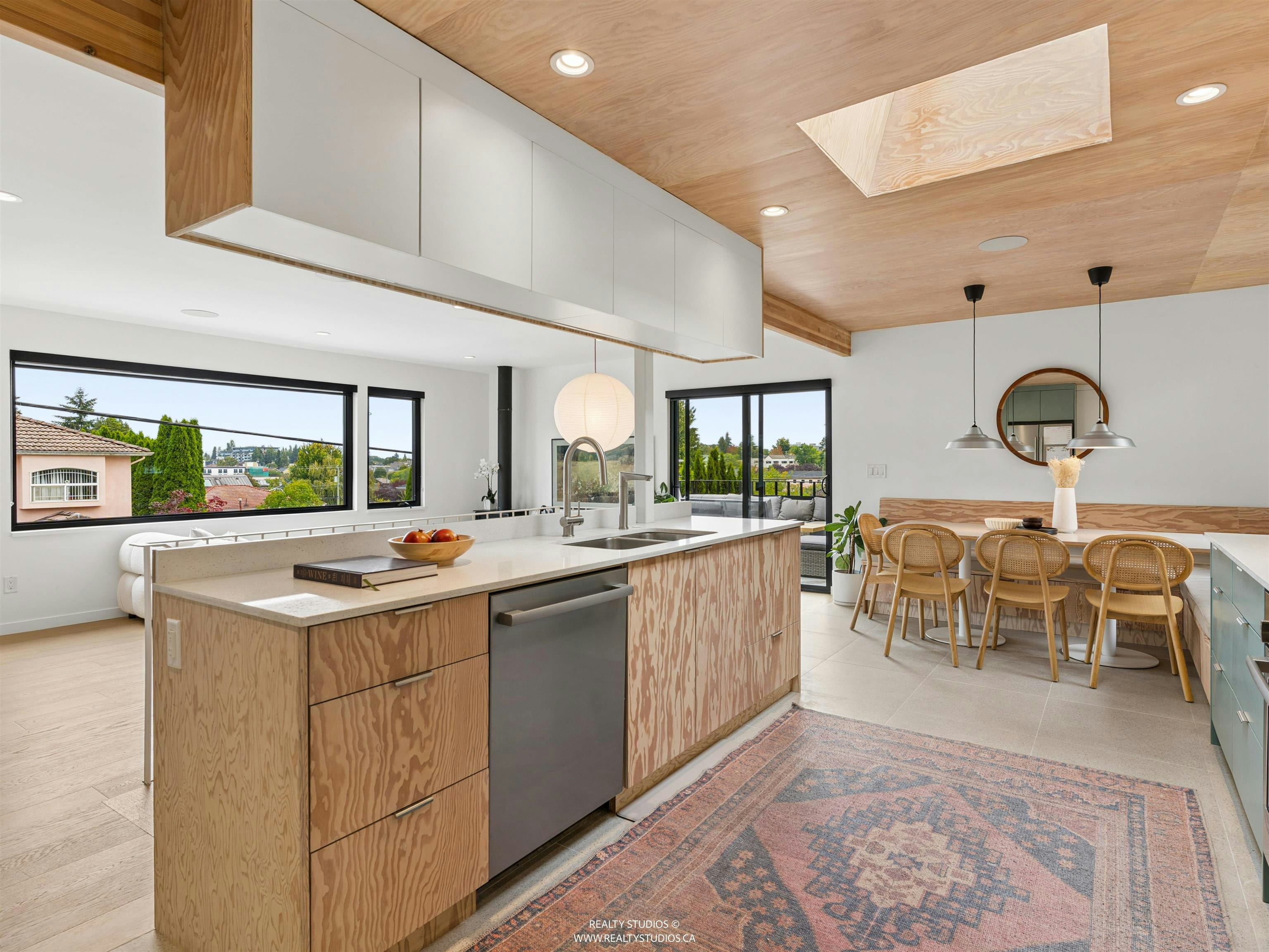 476 E 29th Avenue, Vancouver, BC, V5V 2R7 - 12