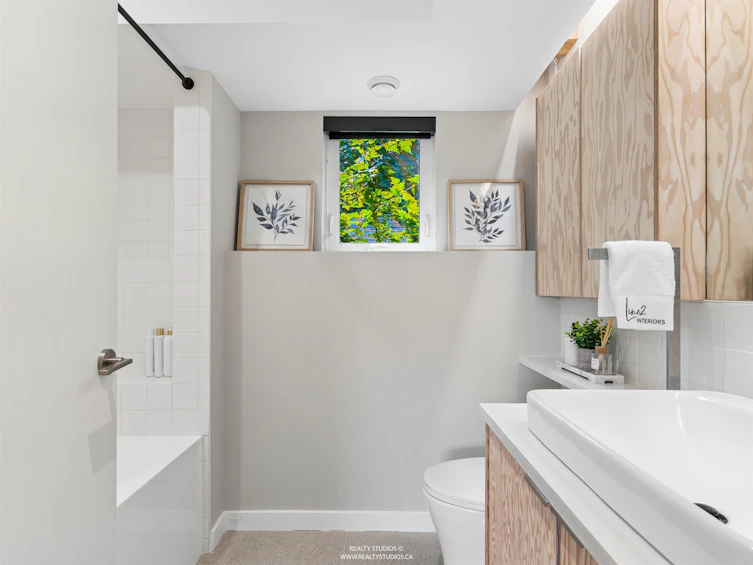 476 E 29th Avenue, Vancouver, BC, V5V 2R7 - 31