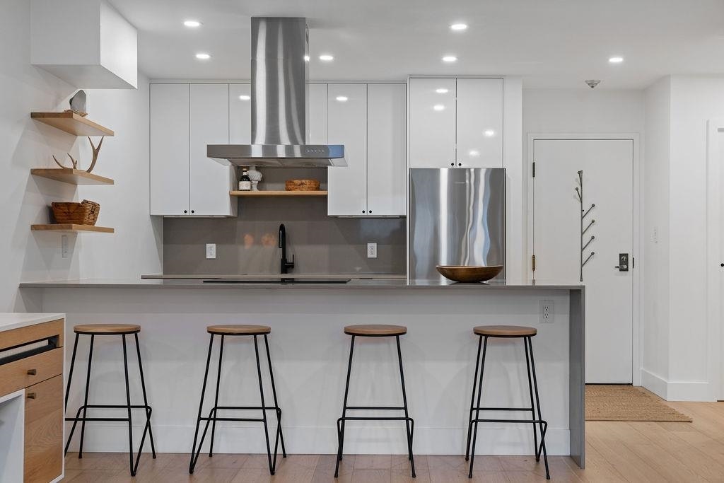 203-607 E 8th Avenue, Vancouver, BC, V5T 1T2