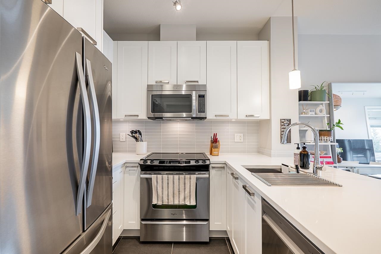 405-15388 105 Avenue, Surrey, BC, V3R 0C4 - 15