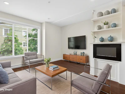 34-21150 76a Avenue - 3