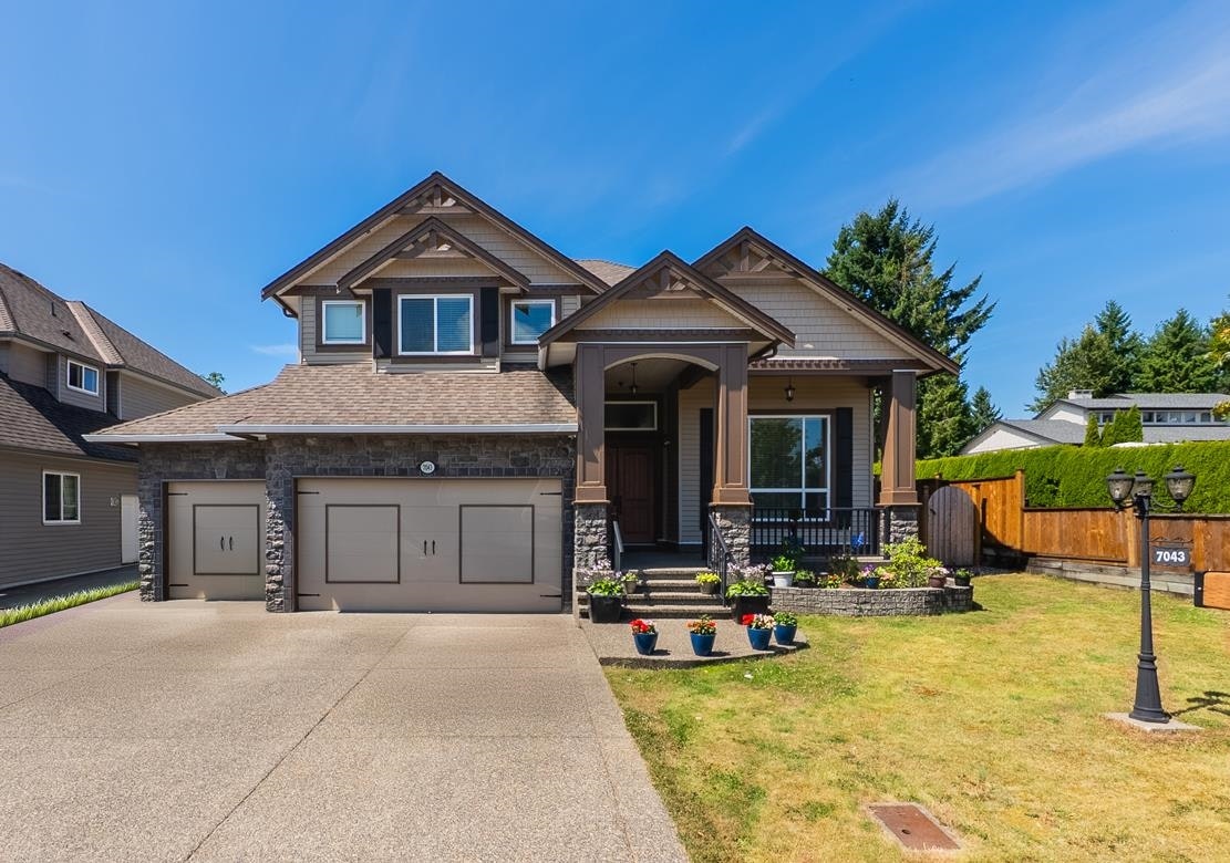 7043 197b Street, Langley, BC, V2Y 0E9