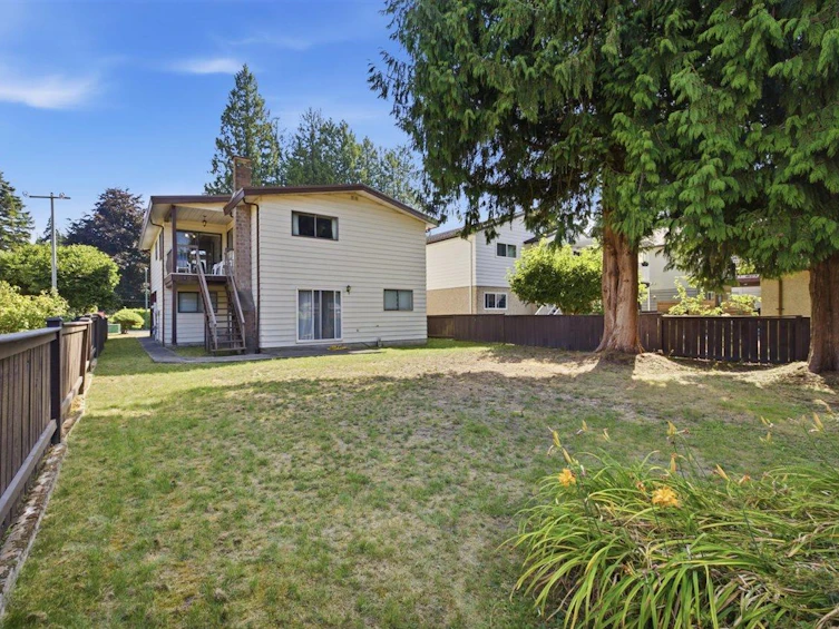 967 Pelton Avenue, Coquitlam, BC, V3J 2J3 - 35