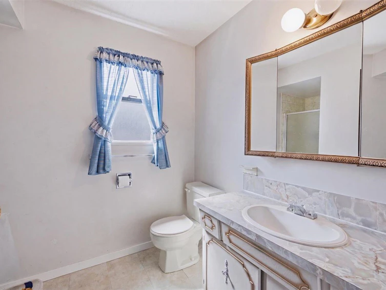967 Pelton Avenue, Coquitlam, BC, V3J 2J3 - 20