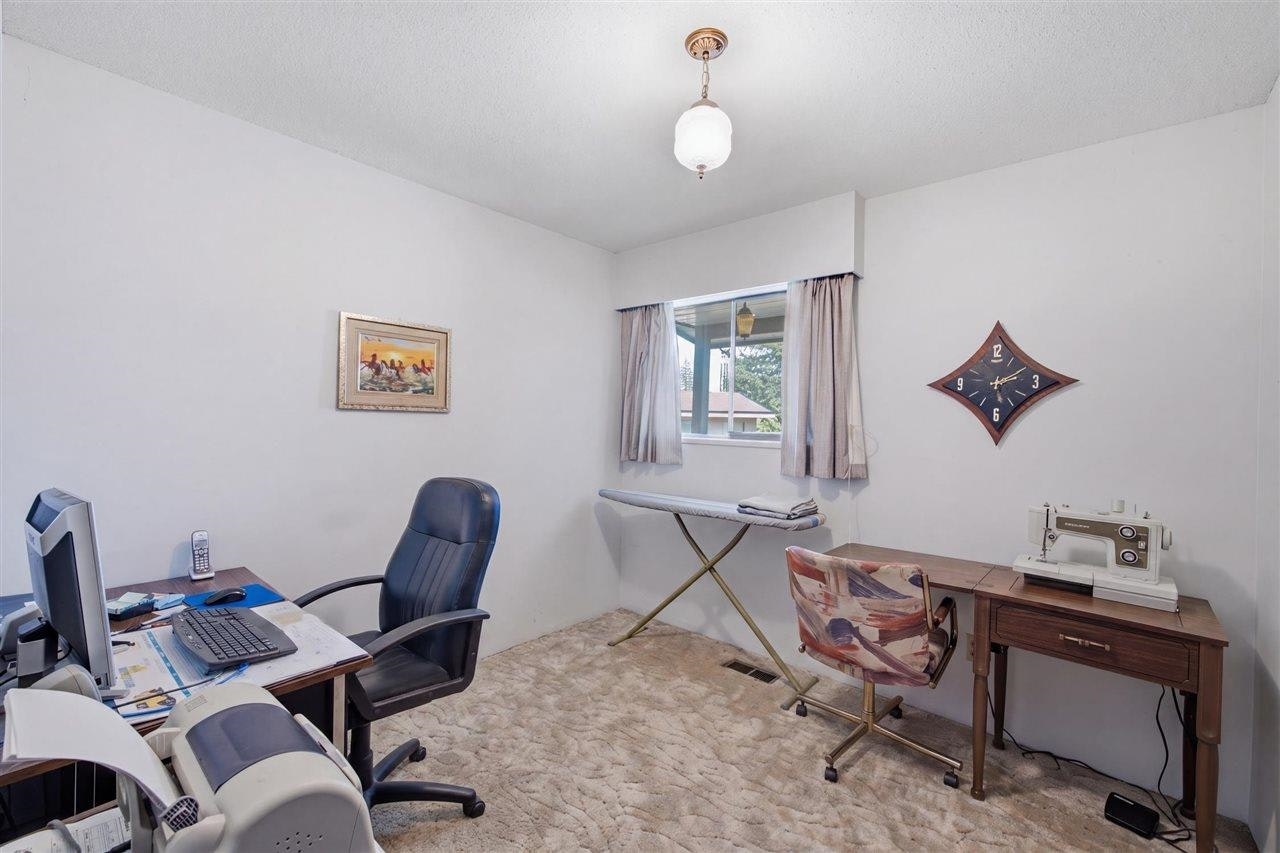 967 Pelton Avenue, Coquitlam, BC, V3J 2J3 - 23
