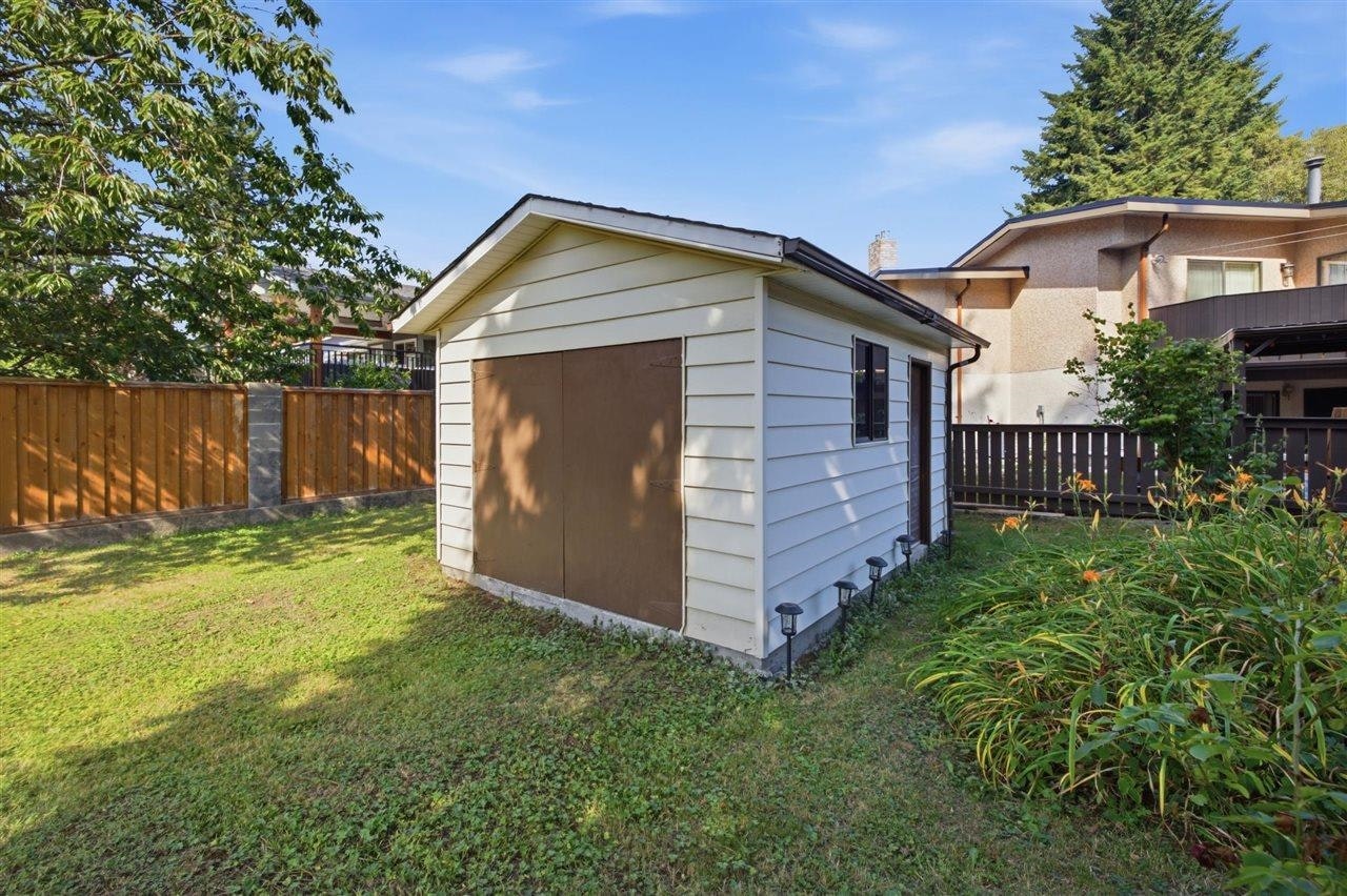 967 Pelton Avenue, Coquitlam, BC, V3J 2J3 - 38