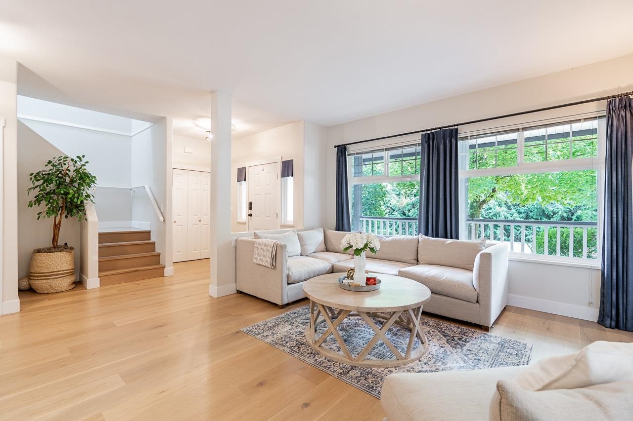 21215 43 Avenue - 2