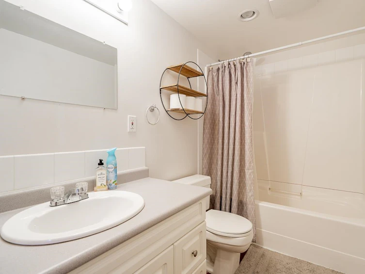 21215 43 Avenue, Langley, BC, V3A 7R9 - 25