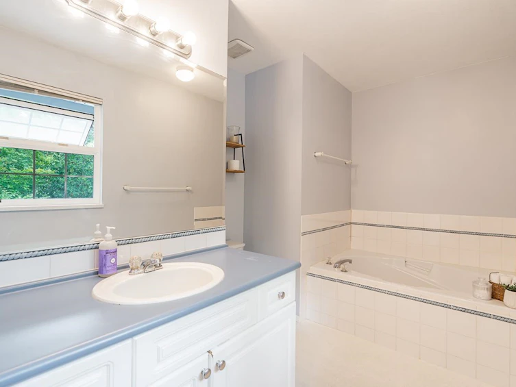 21215 43 Avenue, Langley, BC, V3A 7R9 - 15