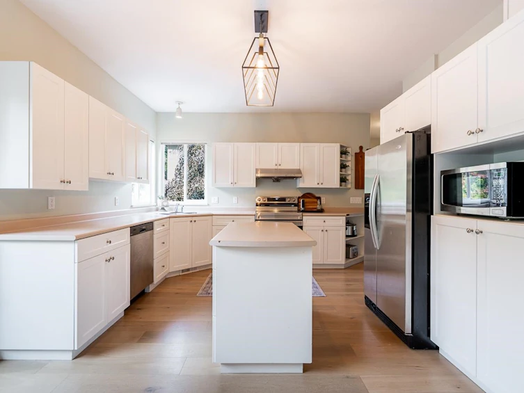 21215 43 Avenue, Langley, BC, V3A 7R9 - 4