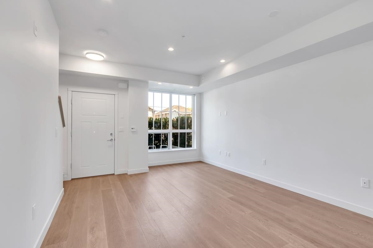 17-7929 Oak Street, Vancouver, BC, V6P 4A6 - 6