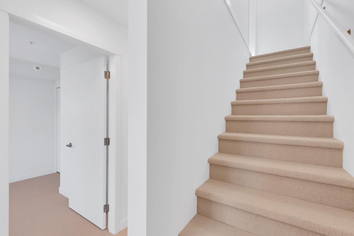 17-7929 Oak Street, Vancouver, BC, V6P 4A6 - 20
