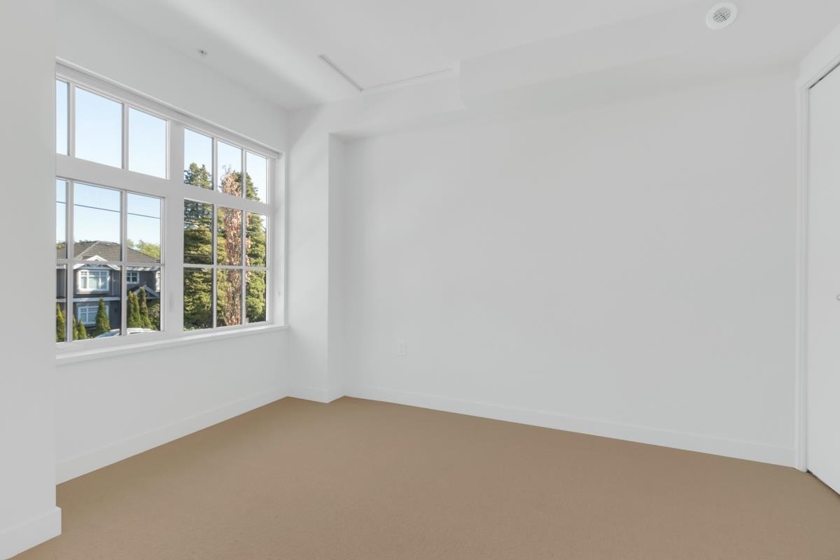 17-7929 Oak Street, Vancouver, BC, V6P 4A6 - 17