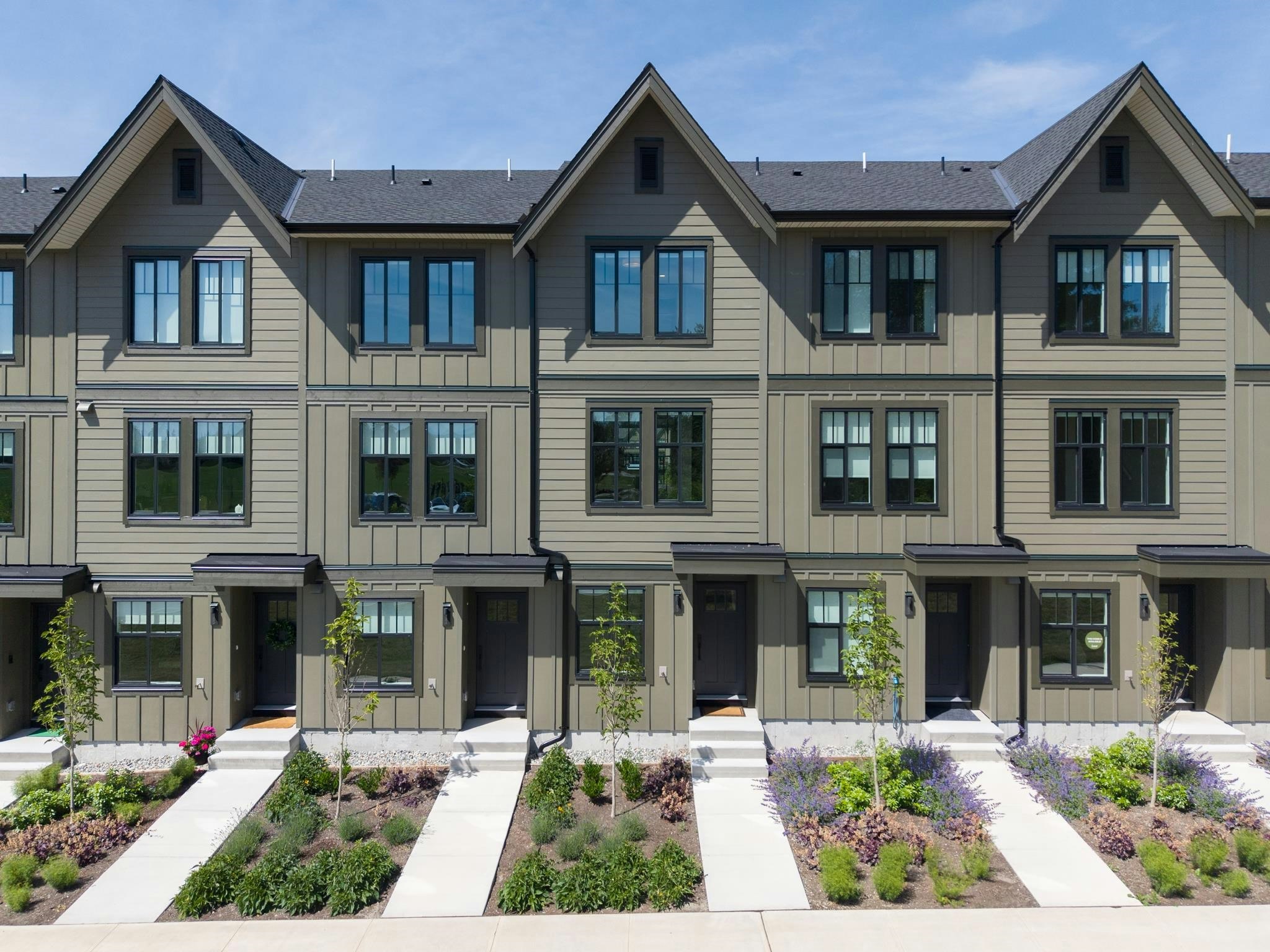 122-2350 165 Street, Surrey, BC, V3Z 1J9