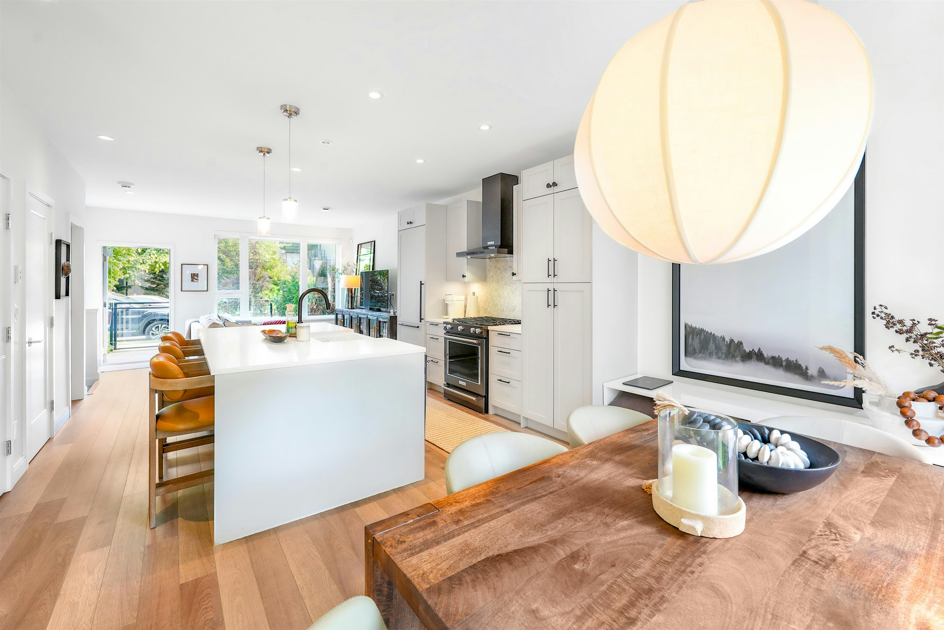 127-525 E 2nd Street, North Vancouver, BC, V7L 1E1