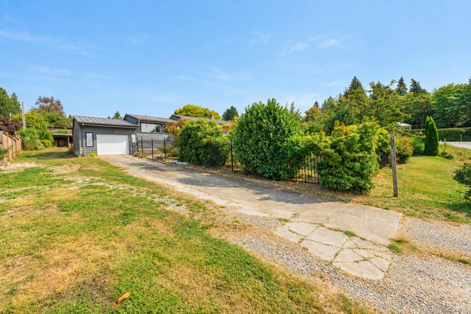 6504 Meier Road, Sechelt, BC, V7Z 0S8 - 27