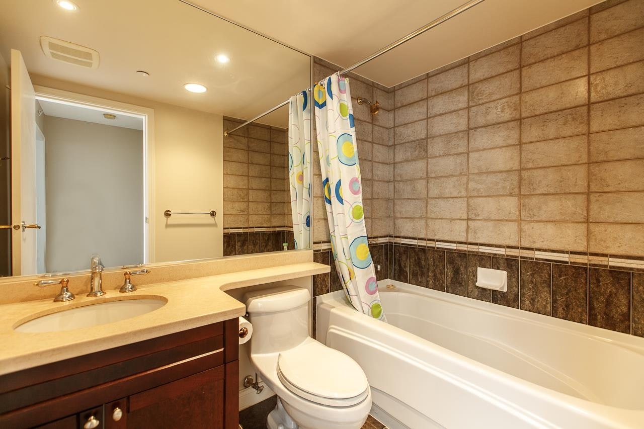 1205-1383 Marinaside Crescent, Vancouver, BC, V6Z 2W9 - 5