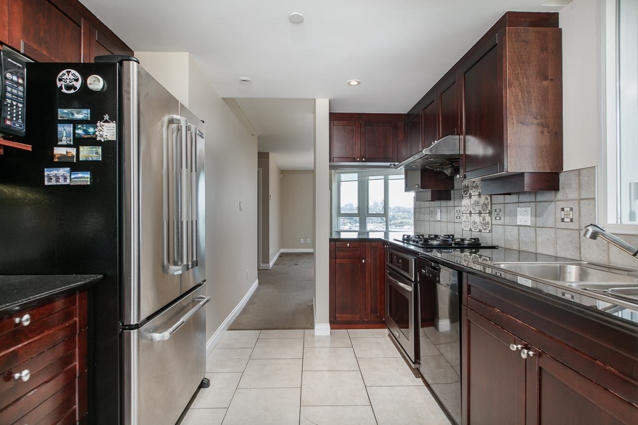 1205-1383 Marinaside Crescent, Vancouver, BC, V6Z 2W9 - 3