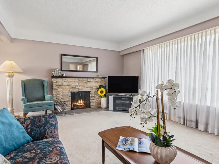 4830 Southlawn Drive, Burnaby, BC, V5C 3S6 - 5