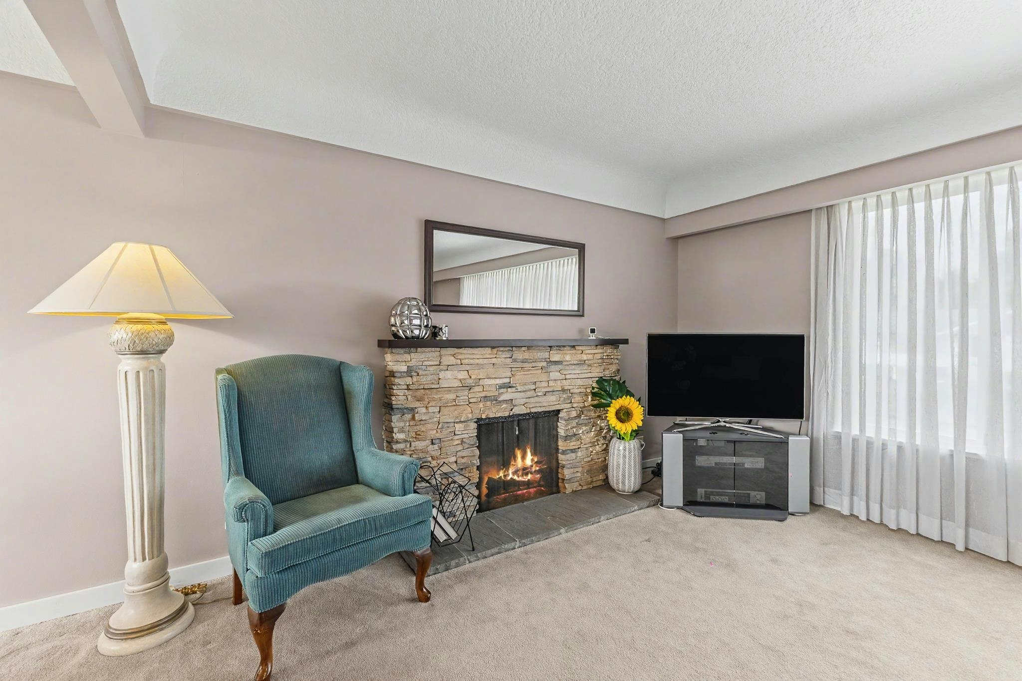 4830 Southlawn Drive, Burnaby, BC, V5C 3S6 - 8