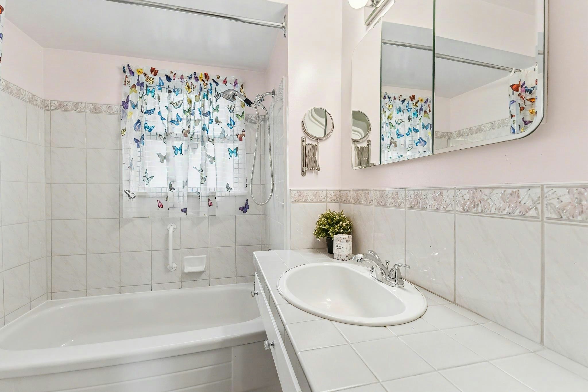 4830 Southlawn Drive, Burnaby, BC, V5C 3S6 - 20