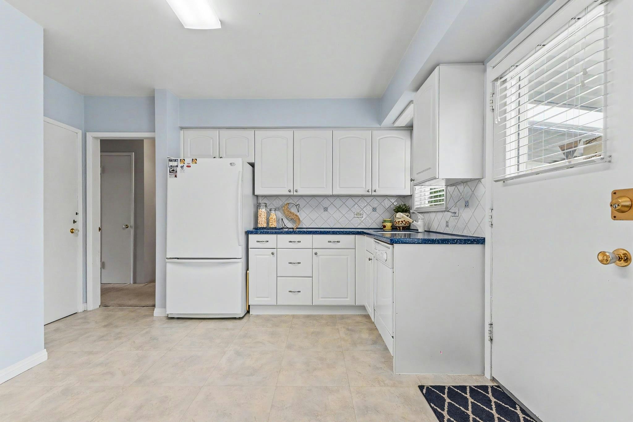 4830 Southlawn Drive, Burnaby, BC, V5C 3S6 - 18