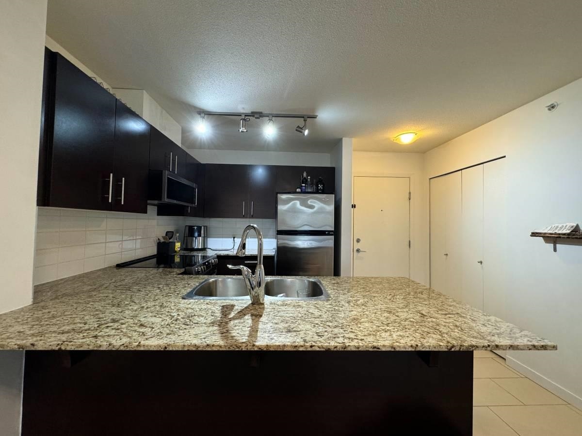 406-23370 Haney Bypass, Maple Ridge, BC, V2X 8W9 - 2