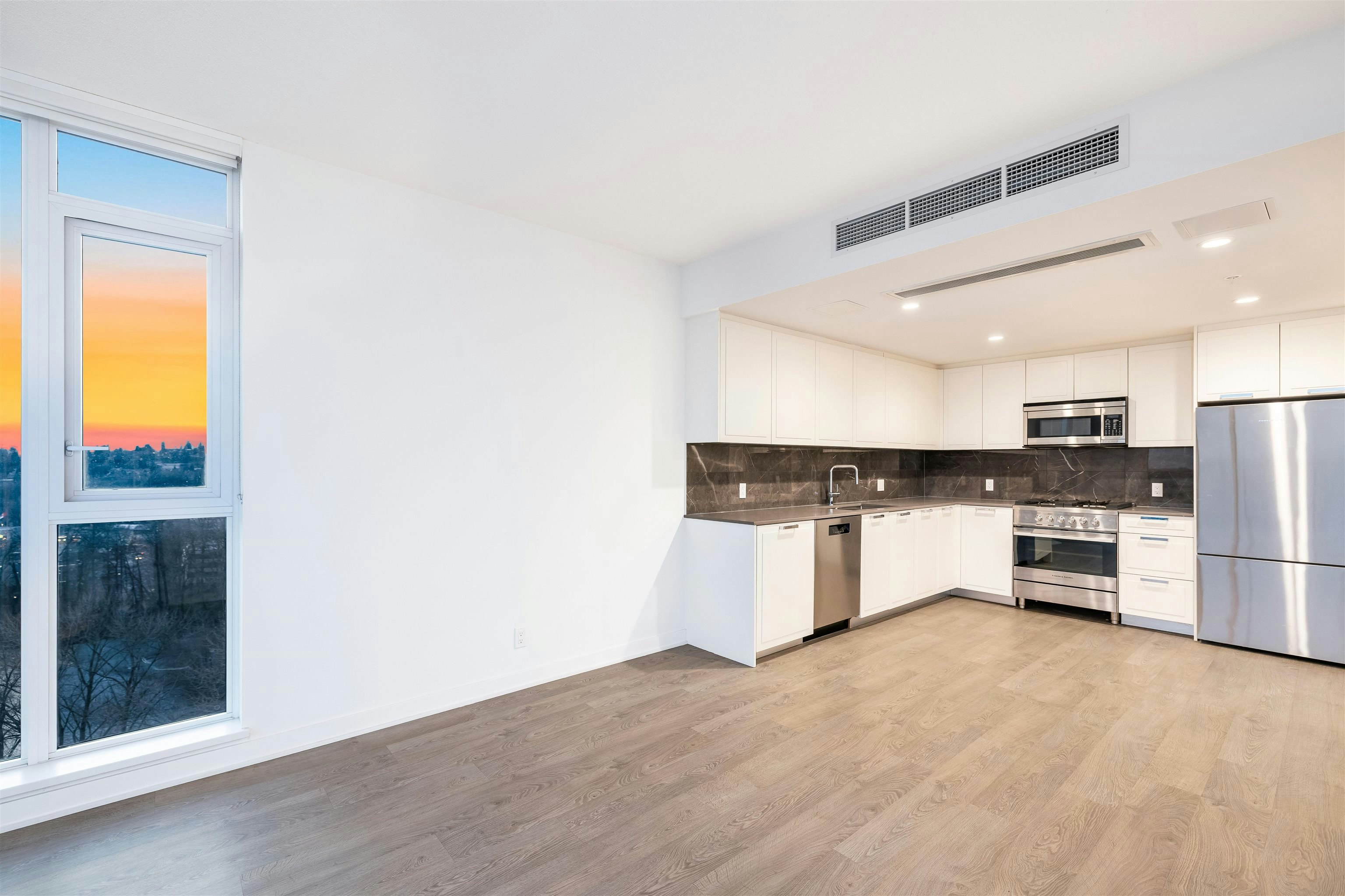 1705-1401 Hunter Street, North Vancouver, BC, V7J 0E2 - 16