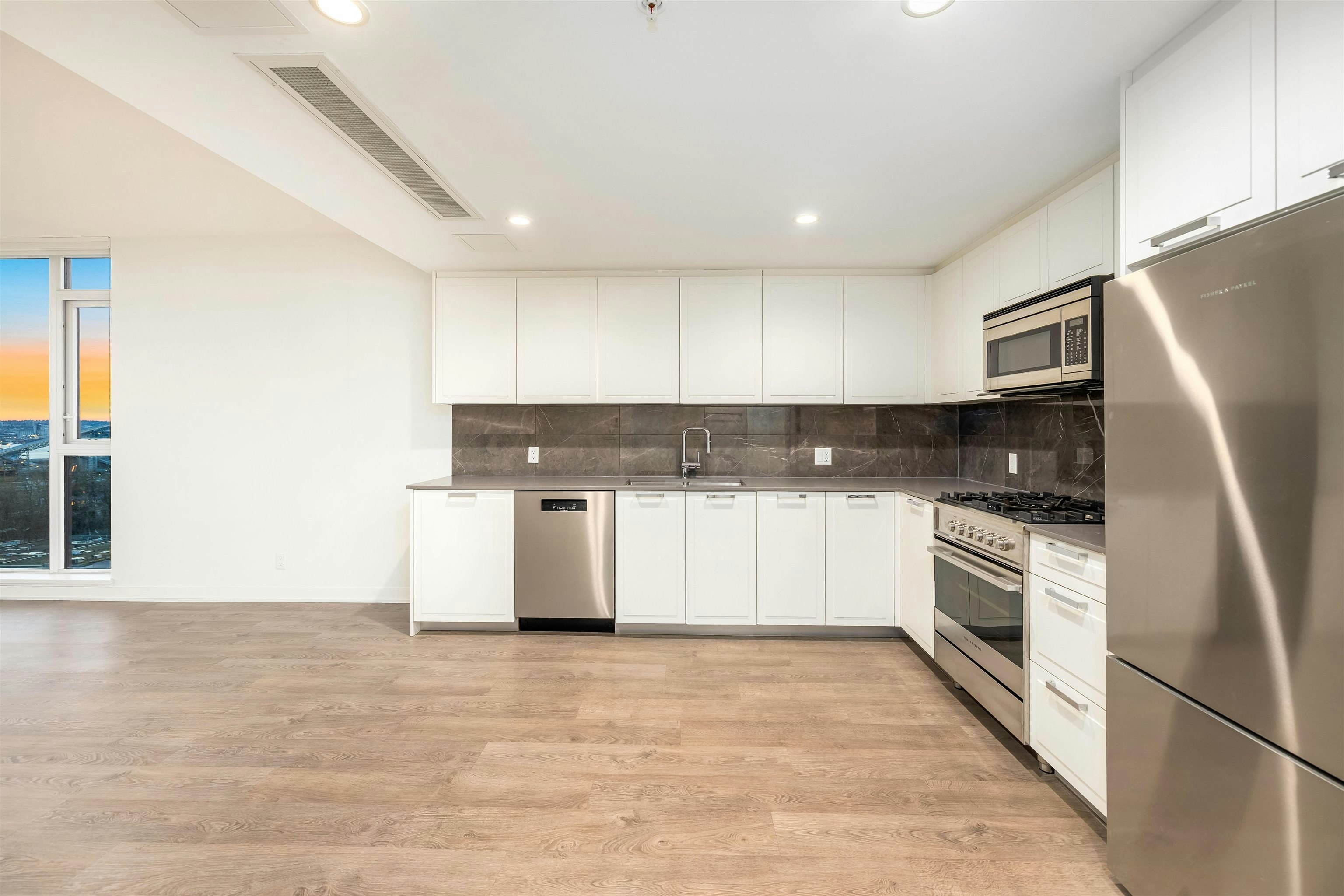 1705-1401 Hunter Street, North Vancouver, BC, V7J 0E2 - 13