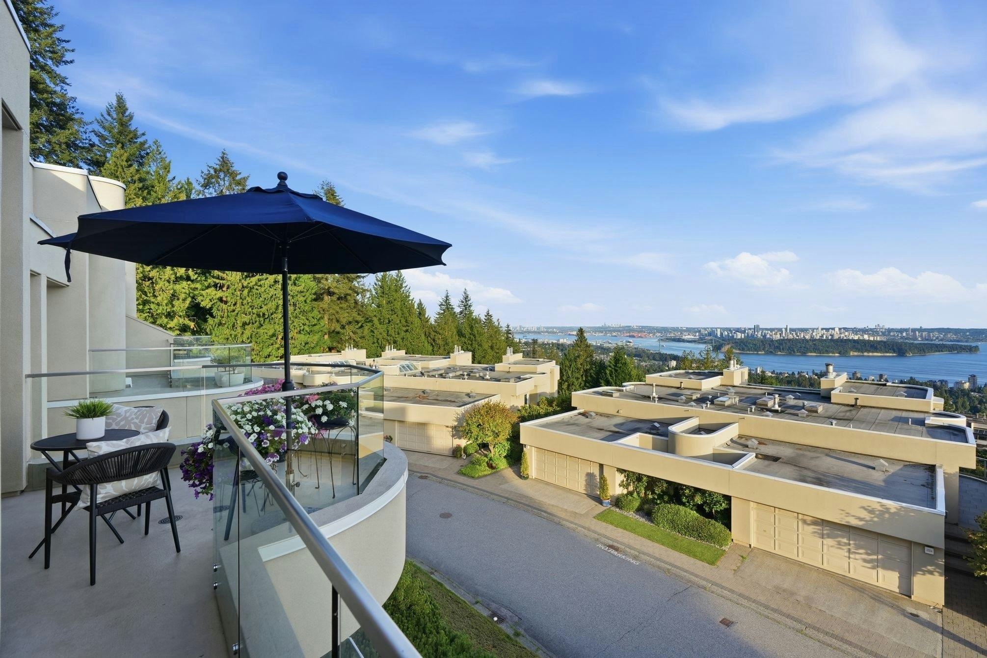 2343 Folkestone Way - 2