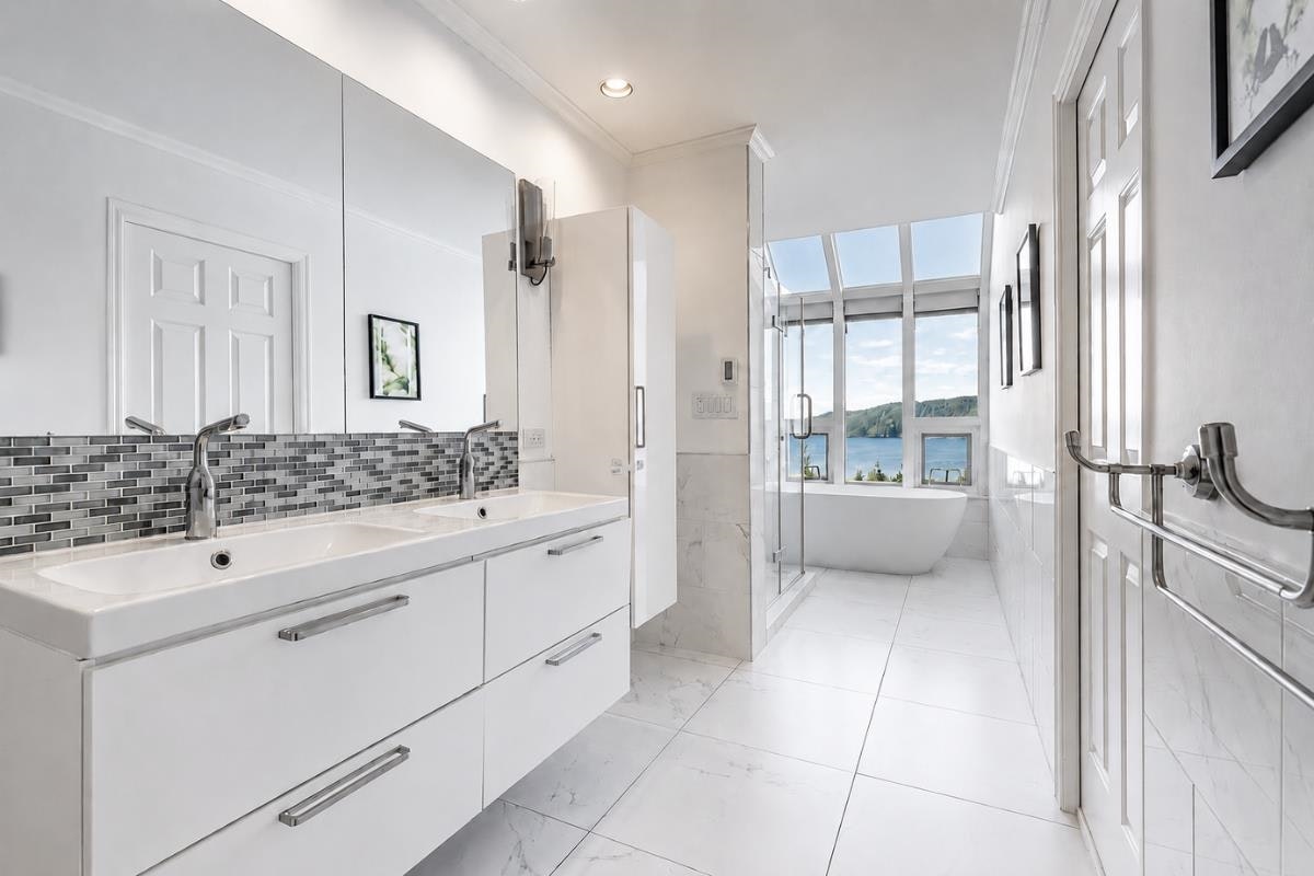 90 Tidewater Way, West Vancouver, BC, V0N 2E0 - 16