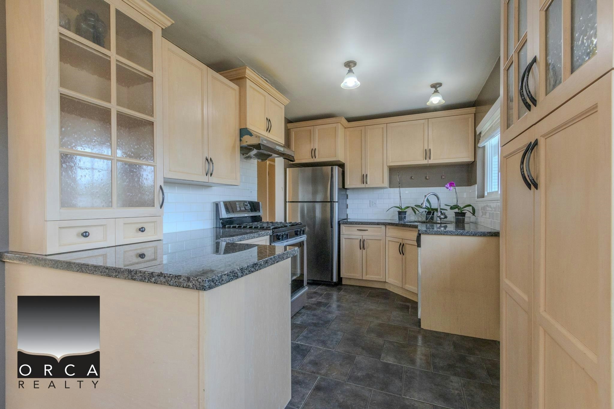 6547 Union Street, Burnaby, BC, V5B 1W7 - 11
